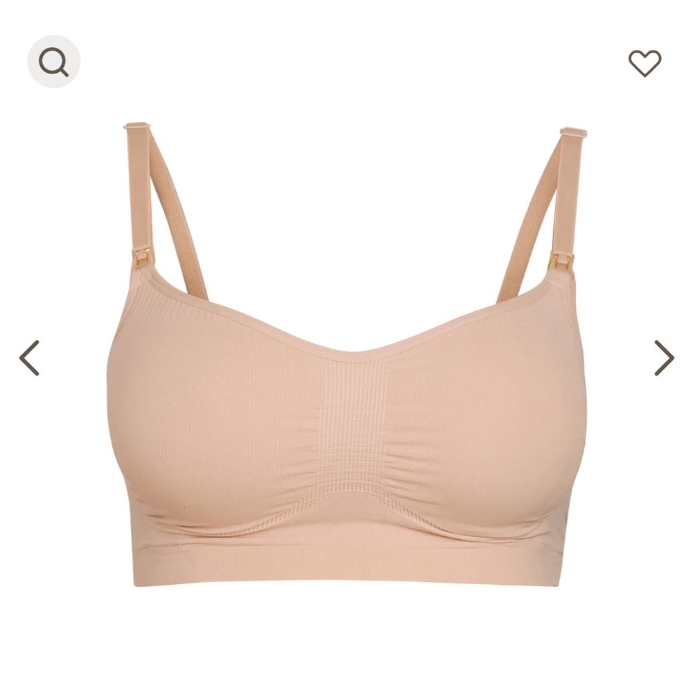 SKIMS Nude Seamless Wireless Scoop Bra